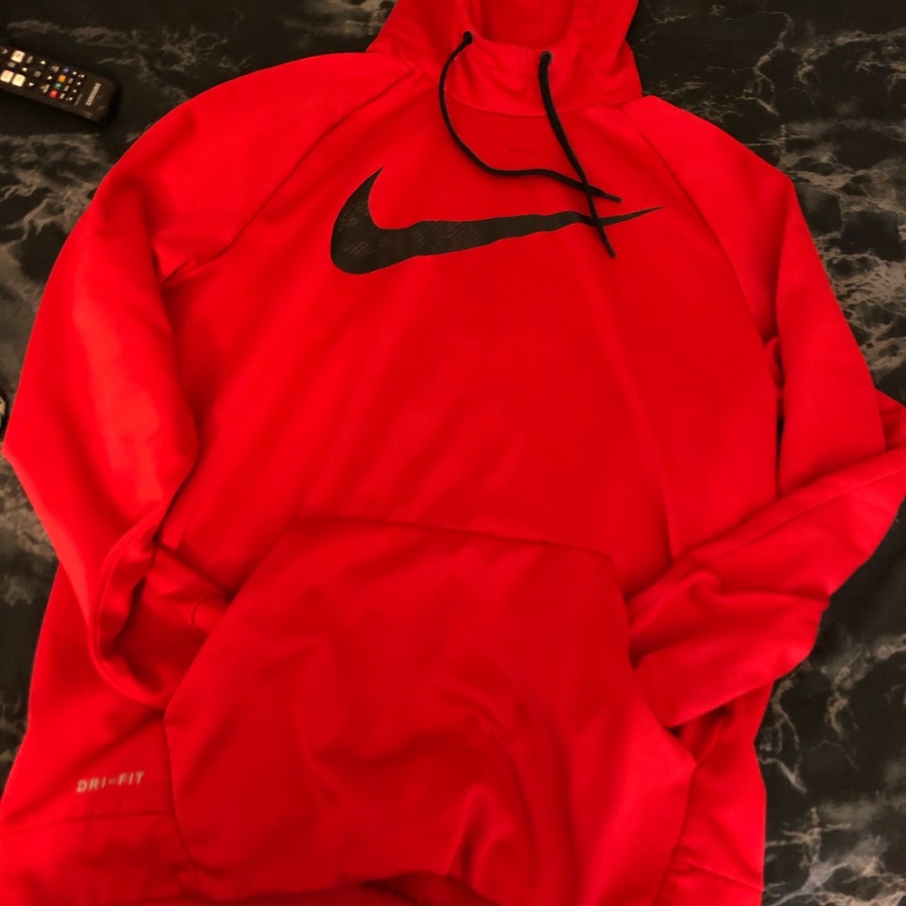 sweatshirt